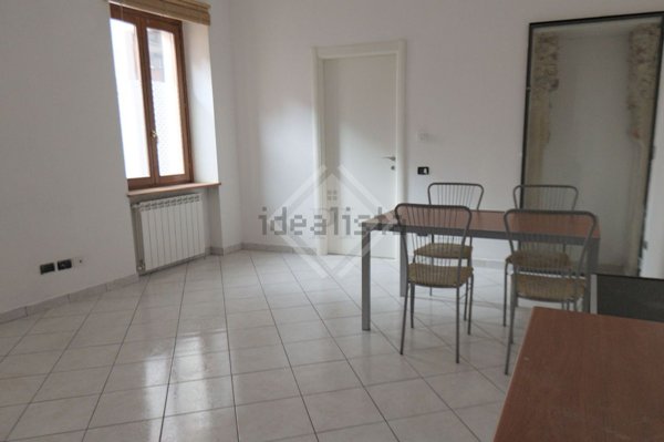 appartamento in vendita ad Azzate