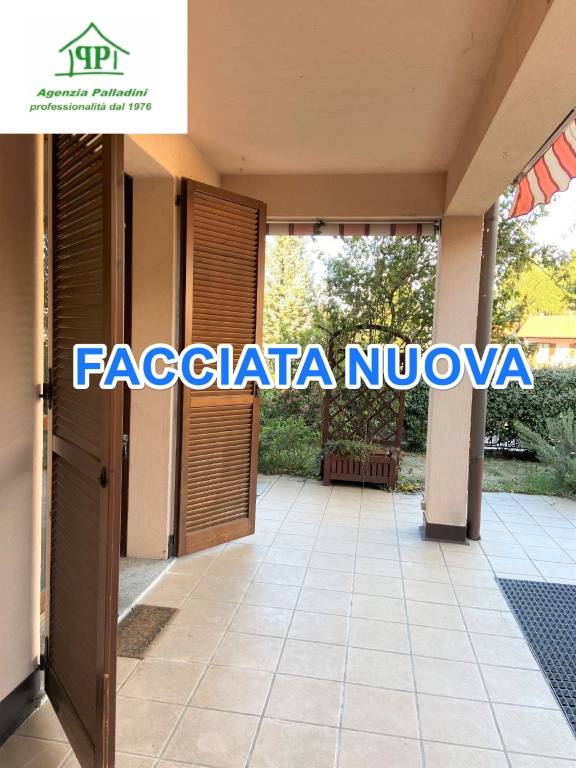 casa indipendente in vendita ad Azzate