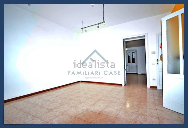 appartamento in vendita ad Azzate