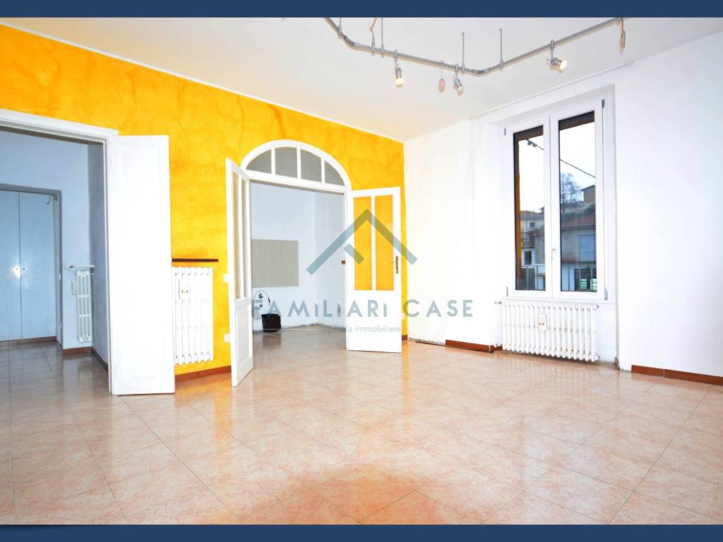 appartamento in vendita ad Azzate