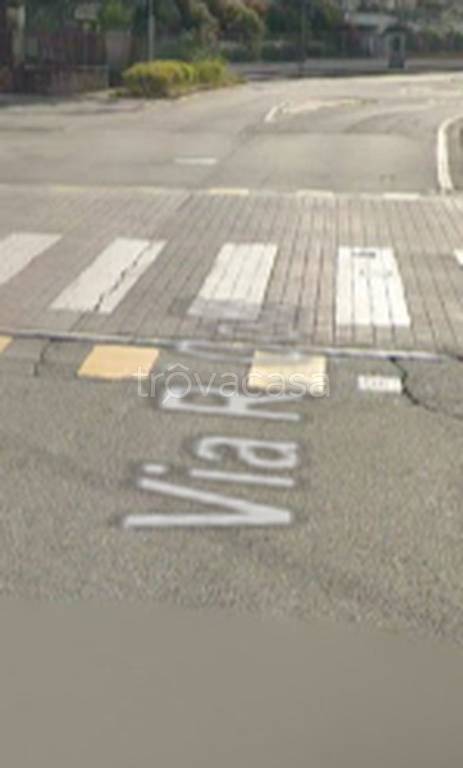 appartamento in vendita ad Azzate