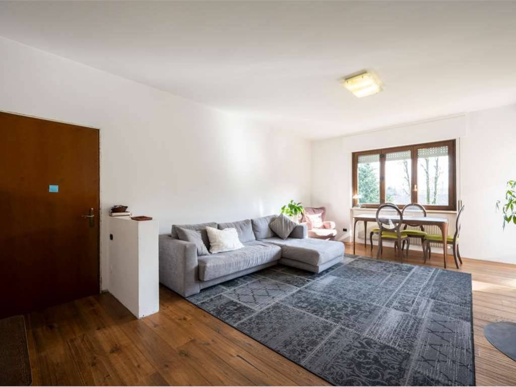 appartamento in vendita ad Azzate