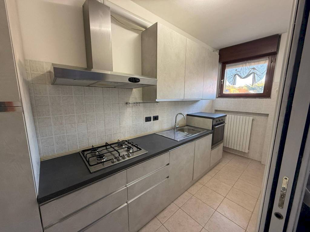 appartamento in vendita ad Azzate