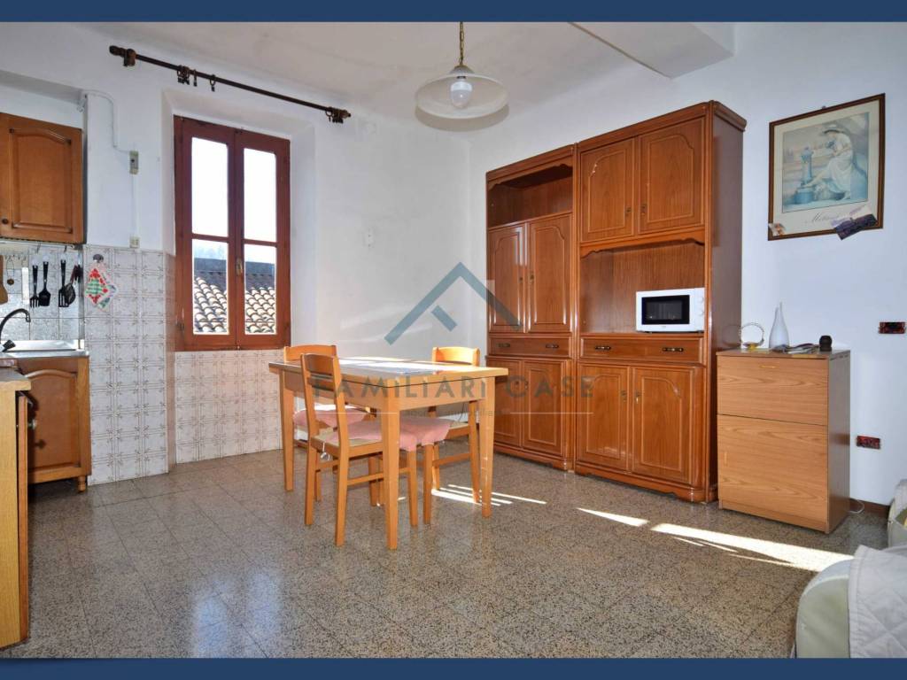 appartamento in vendita ad Azzate