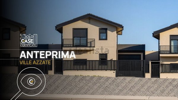 casa indipendente in vendita ad Azzate