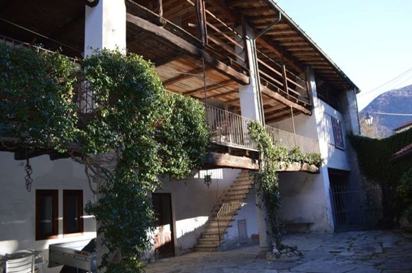 appartamento in vendita ad Azzio