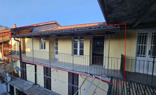 appartamento in vendita ad Azzio