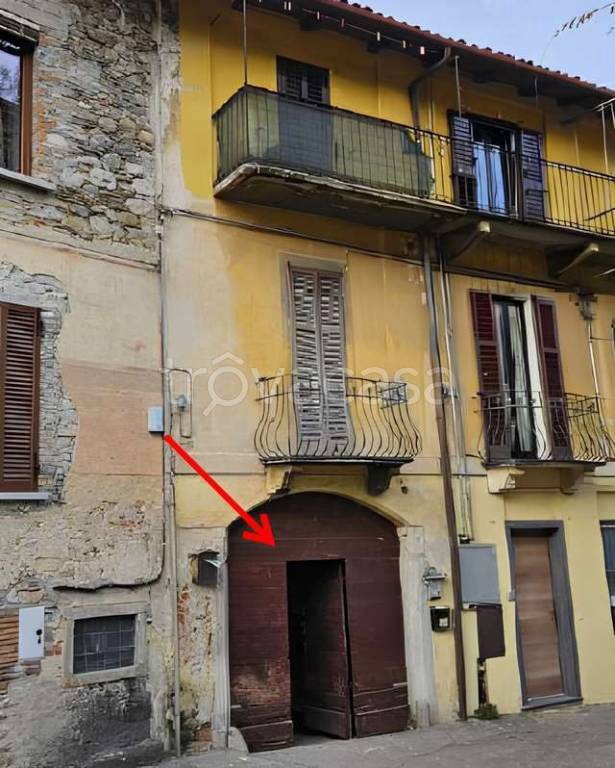 appartamento in vendita ad Azzio