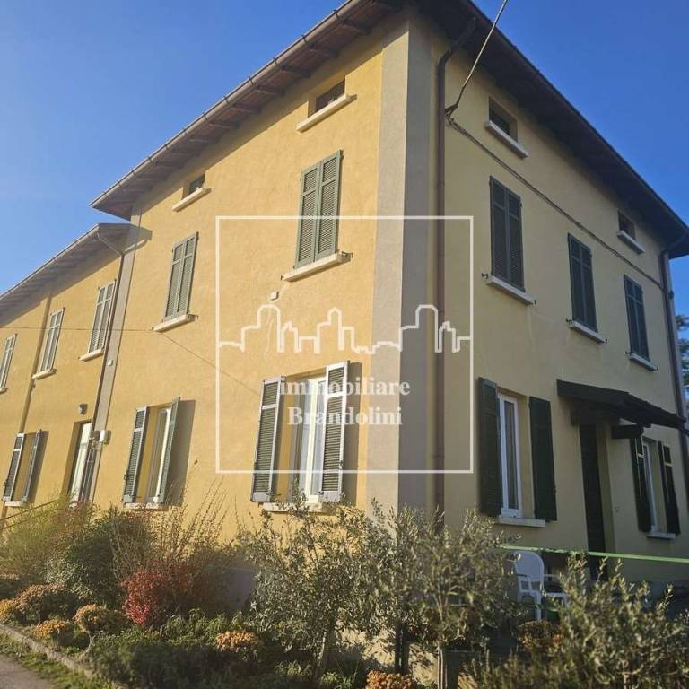 appartamento in vendita a Barasso