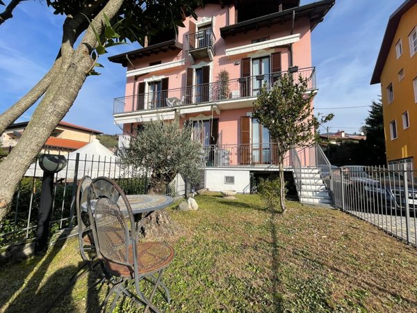 appartamento in vendita a Barasso