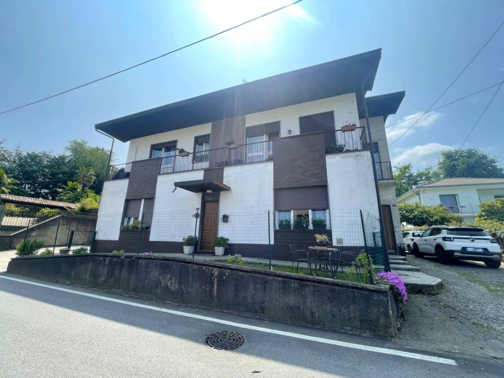 appartamento in vendita a Barasso