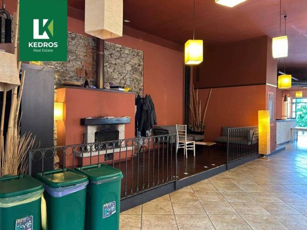casa indipendente in vendita a Barasso