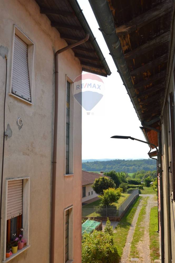 appartamento in vendita a Barasso