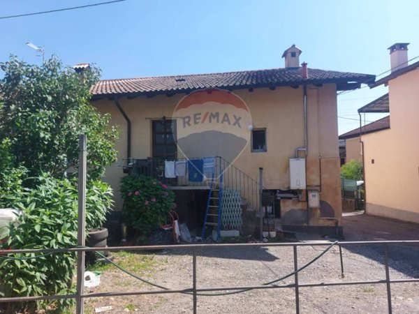 appartamento in vendita a Barasso