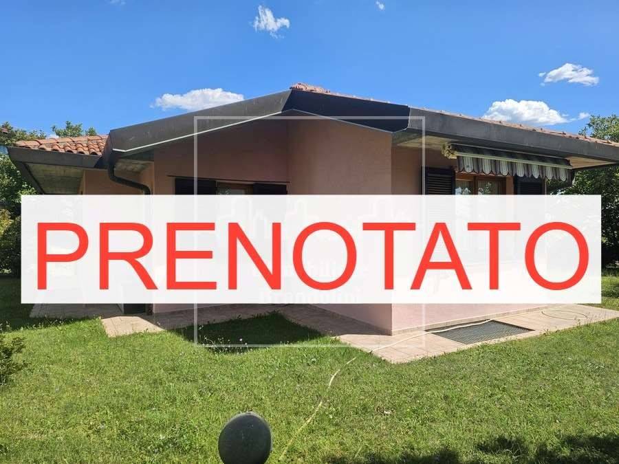 casa indipendente in vendita a Barasso