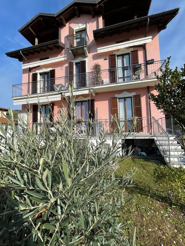 appartamento in vendita a Barasso