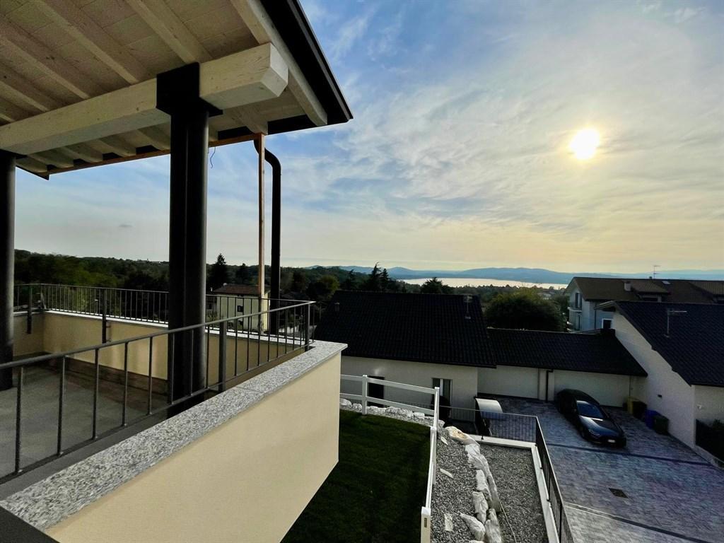 casa indipendente in vendita a Barasso