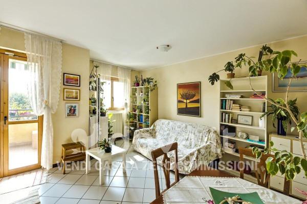 casa indipendente in vendita a Barasso