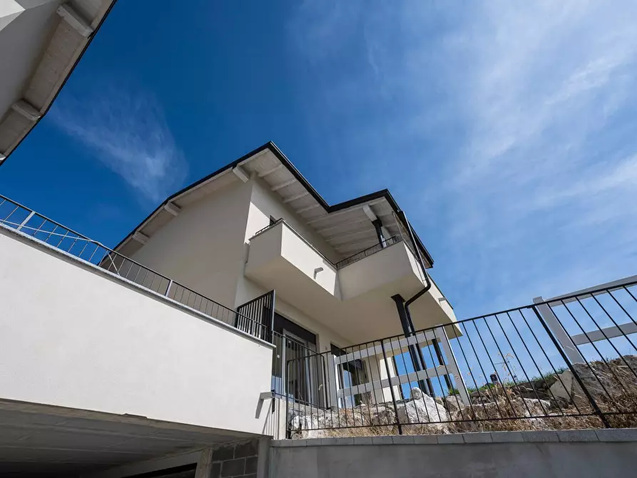 casa indipendente in vendita a Barasso