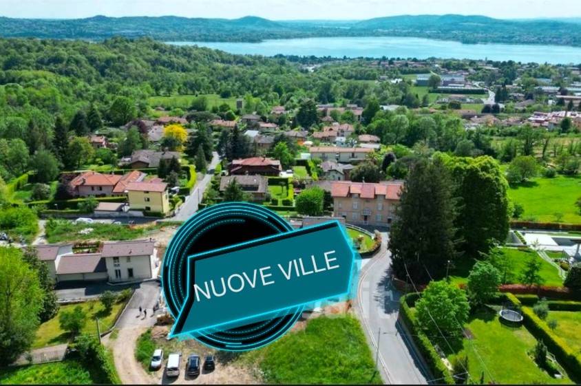 casa indipendente in vendita a Barasso