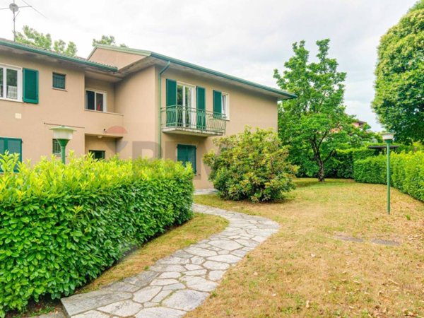 appartamento in vendita a Barasso