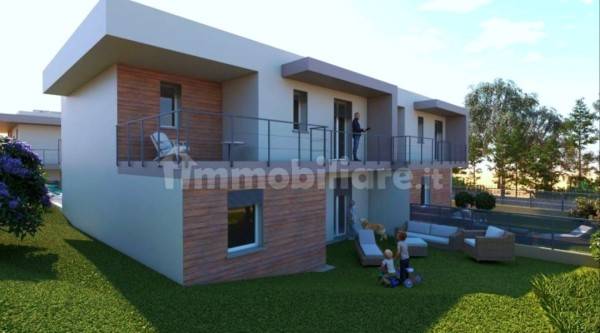 casa indipendente in vendita a Barasso