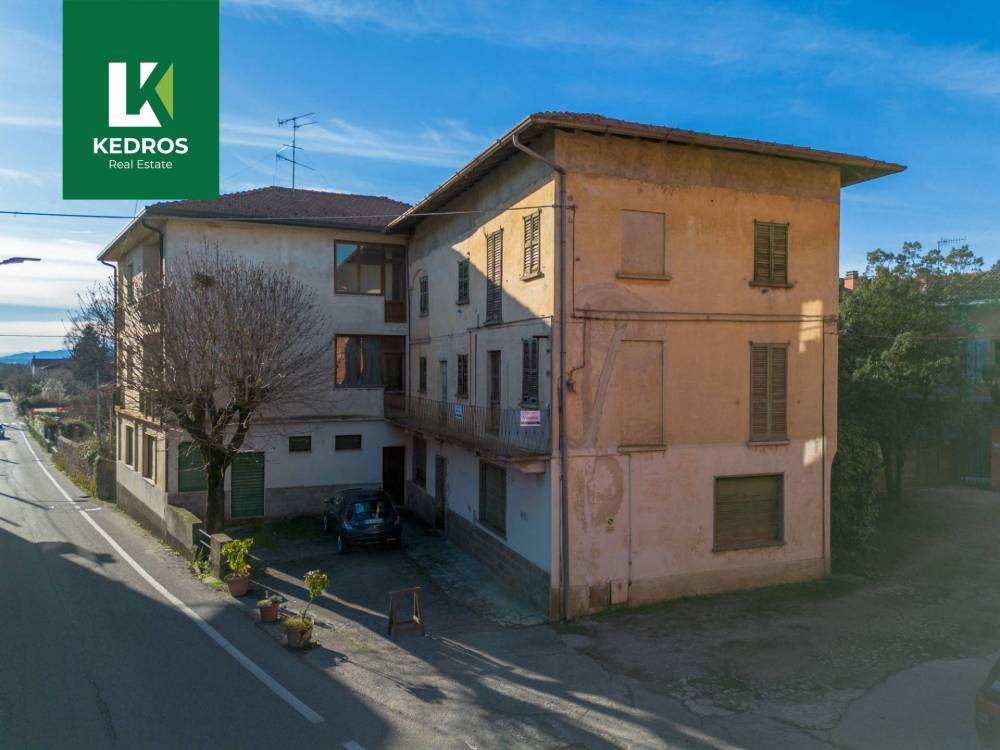 casa indipendente in vendita a Barasso