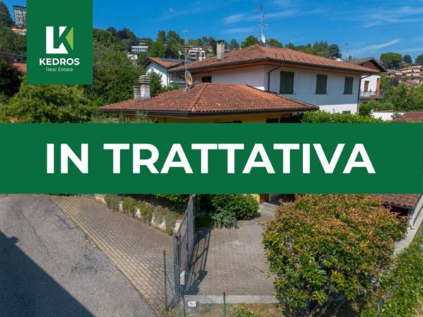 casa indipendente in vendita a Barasso
