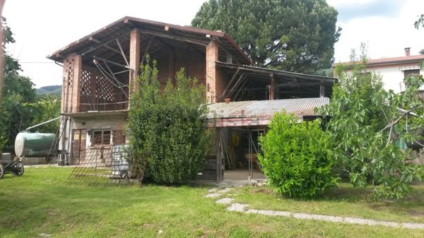 appartamento in vendita a Barasso