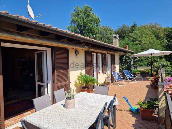 appartamento in vendita a Barasso