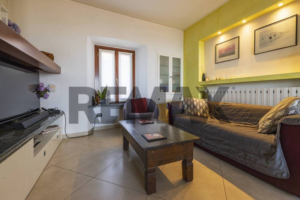 appartamento in vendita a Barasso