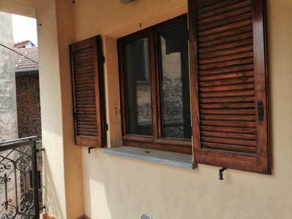 casa indipendente in vendita a Bedero Valcuvia