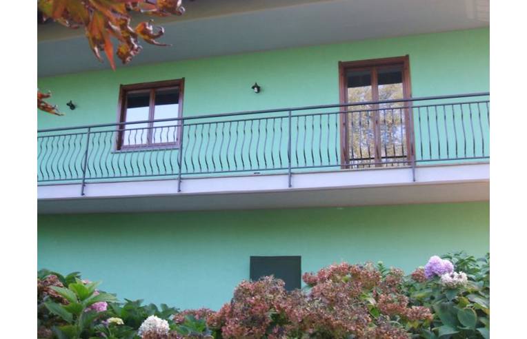 casa indipendente in vendita a Bedero Valcuvia