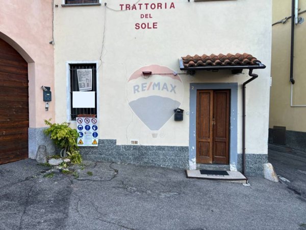 appartamento in vendita a Besano
