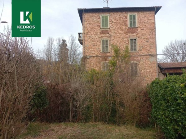 appartamento in vendita a Besano