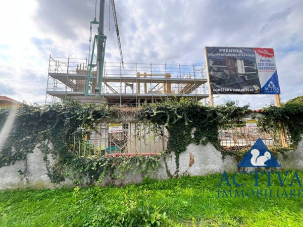 appartamento in vendita a Besano