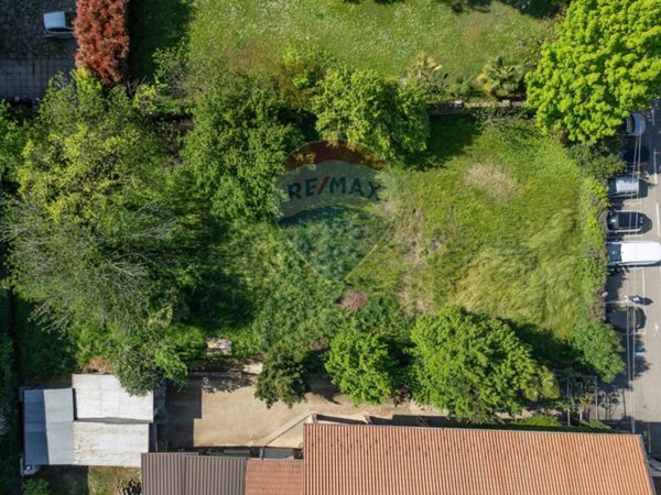 bifamiliare in vendita a Besano