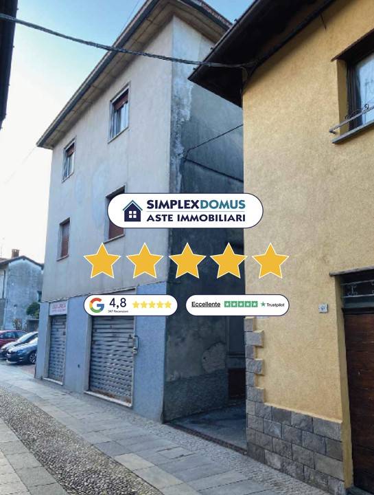 appartamento in vendita a Besano