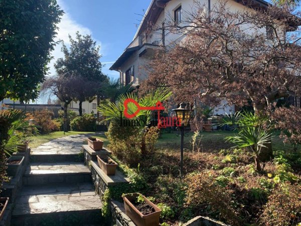 appartamento in vendita a Besano