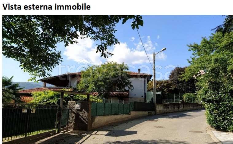 appartamento in vendita a Besano