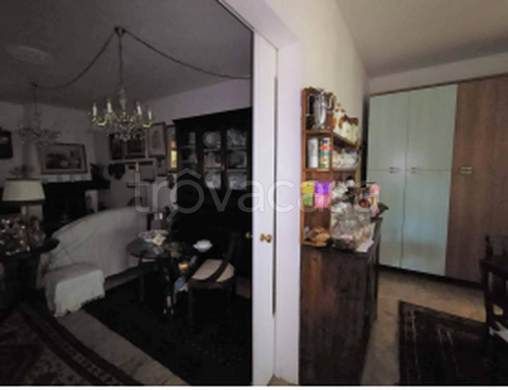 appartamento in vendita a Besano