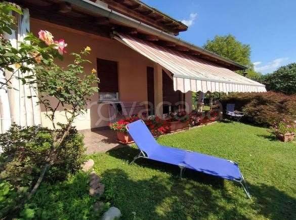 appartamento in vendita a Besano