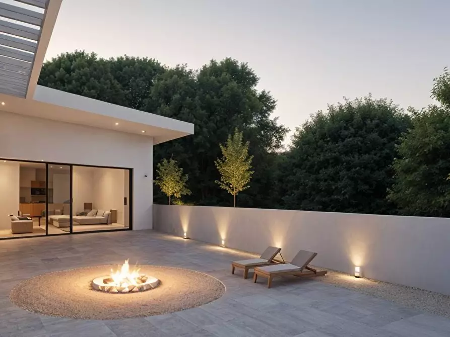 casa indipendente in vendita a Besano