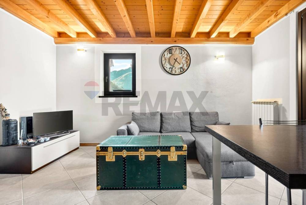 appartamento in vendita a Besano