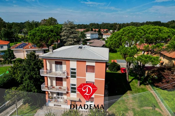 casa indipendente in vendita a Besnate