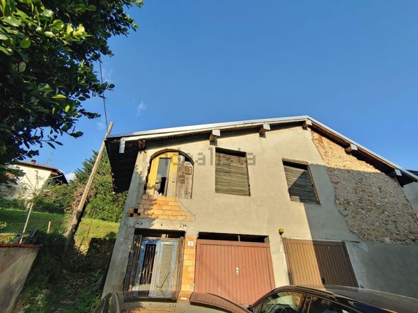 appartamento in vendita a Besnate