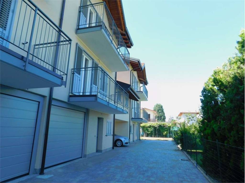 casa indipendente in vendita a Besnate