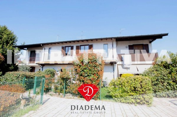casa indipendente in vendita a Besnate