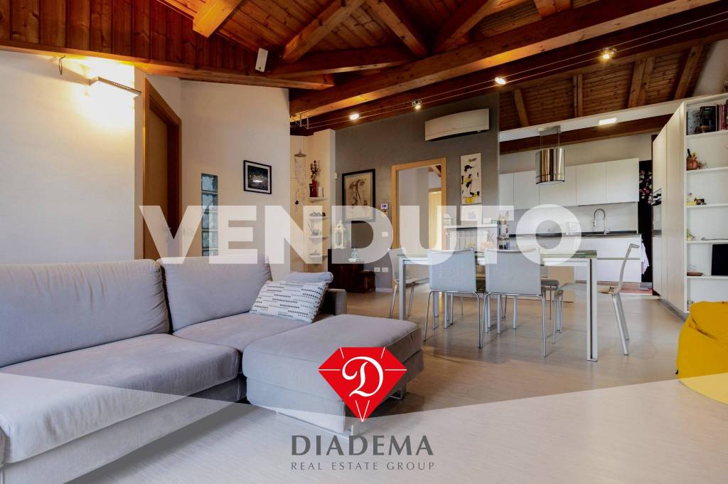 appartamento in vendita a Besnate
