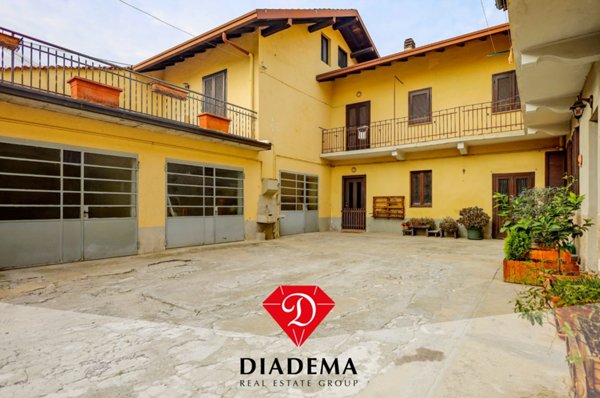 casa indipendente in vendita a Besnate